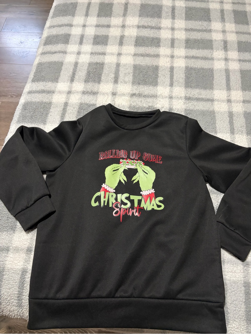 Christmas Spirit Graphic men’s Sweatshirt - Black